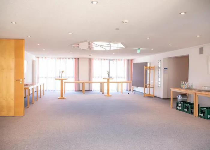 Spectrum Kirche Exerzitien-und Bildungshaus Auf Mariahilf