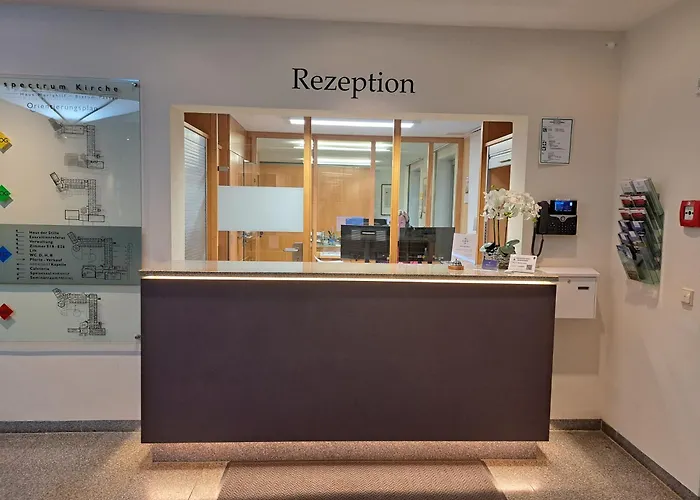 Spectrum Kirche Exerzitien-und Bildungshaus Auf Mariahilf *