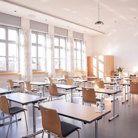 Spectrum Kirche Exerzitien-und Bildungshaus Auf Mariahilf Готель *