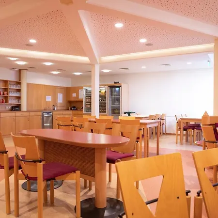 Spectrum Kirche Exerzitien-und Bildungshaus Auf Mariahilf *