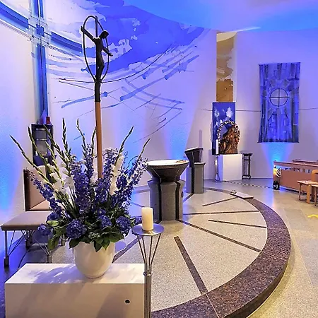 Spectrum Kirche Exerzitien-und Bildungshaus Auf Mariahilf * باساو