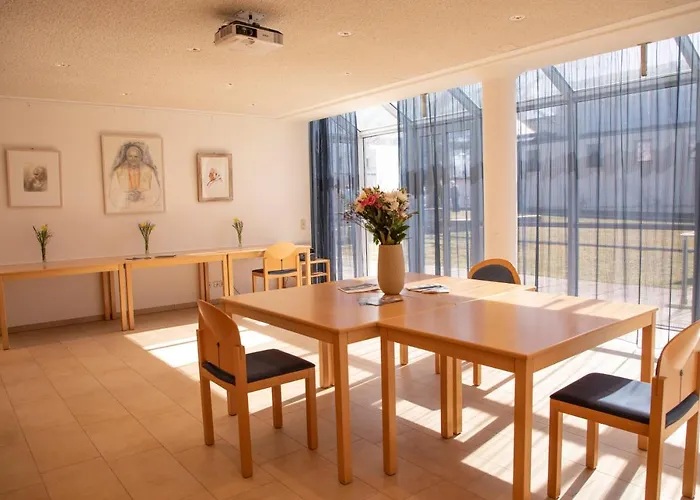 Spectrum Kirche Exerzitien-und Bildungshaus Auf Mariahilf