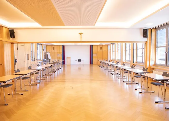 Spectrum Kirche Exerzitien-und Bildungshaus Auf Mariahilf