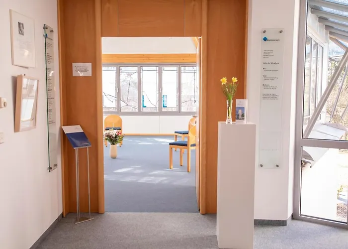 Hotell Spectrum Kirche Exerzitien-und Bildungshaus Auf Mariahilf