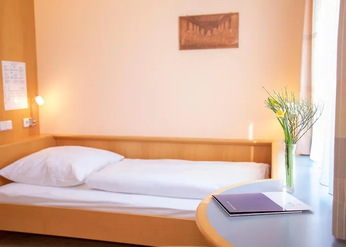 Spectrum Kirche Exerzitien-und Bildungshaus Auf Mariahilf Hotell *