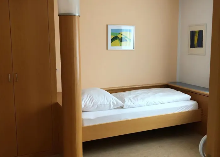 Spectrum Kirche Exerzitien-und Bildungshaus Auf Mariahilf Hotell