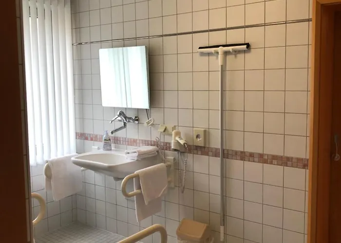 Hotell Spectrum Kirche Exerzitien-und Bildungshaus Auf Mariahilf *