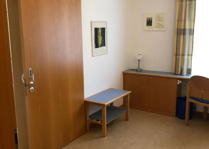 Spectrum Kirche Exerzitien-und Bildungshaus Auf Mariahilf * 帕绍